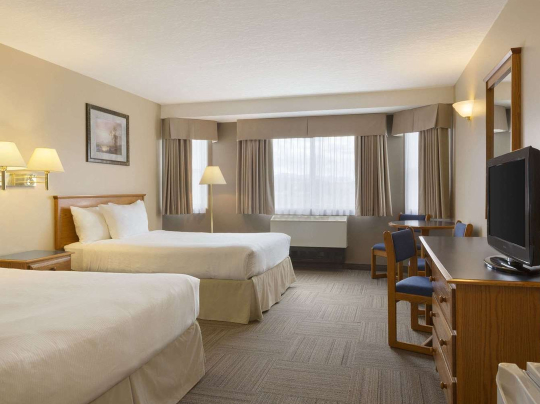 Days Inn by Wyndham Hinton主图