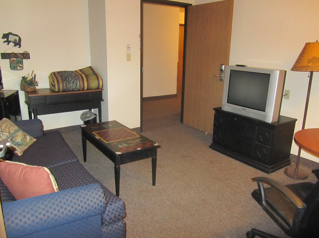 Park View Inn & Suites主图