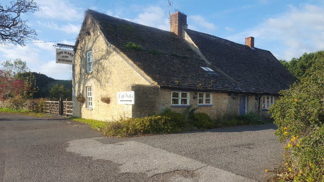 The Hare & Hounds Foss Cross主图