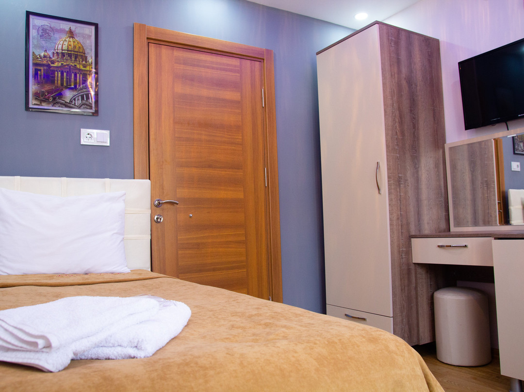 Figen Hotel主图