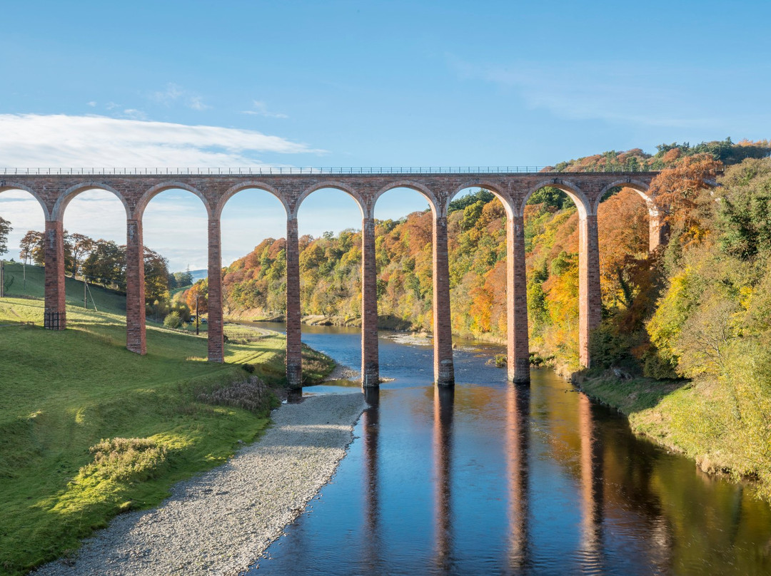 Melrose旅游景点-The Leaderfoot Viaduct, also known as the Drygrange Viaduct