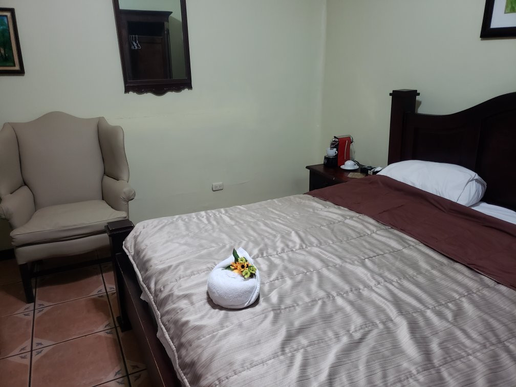 Sportsmens Lodge主图