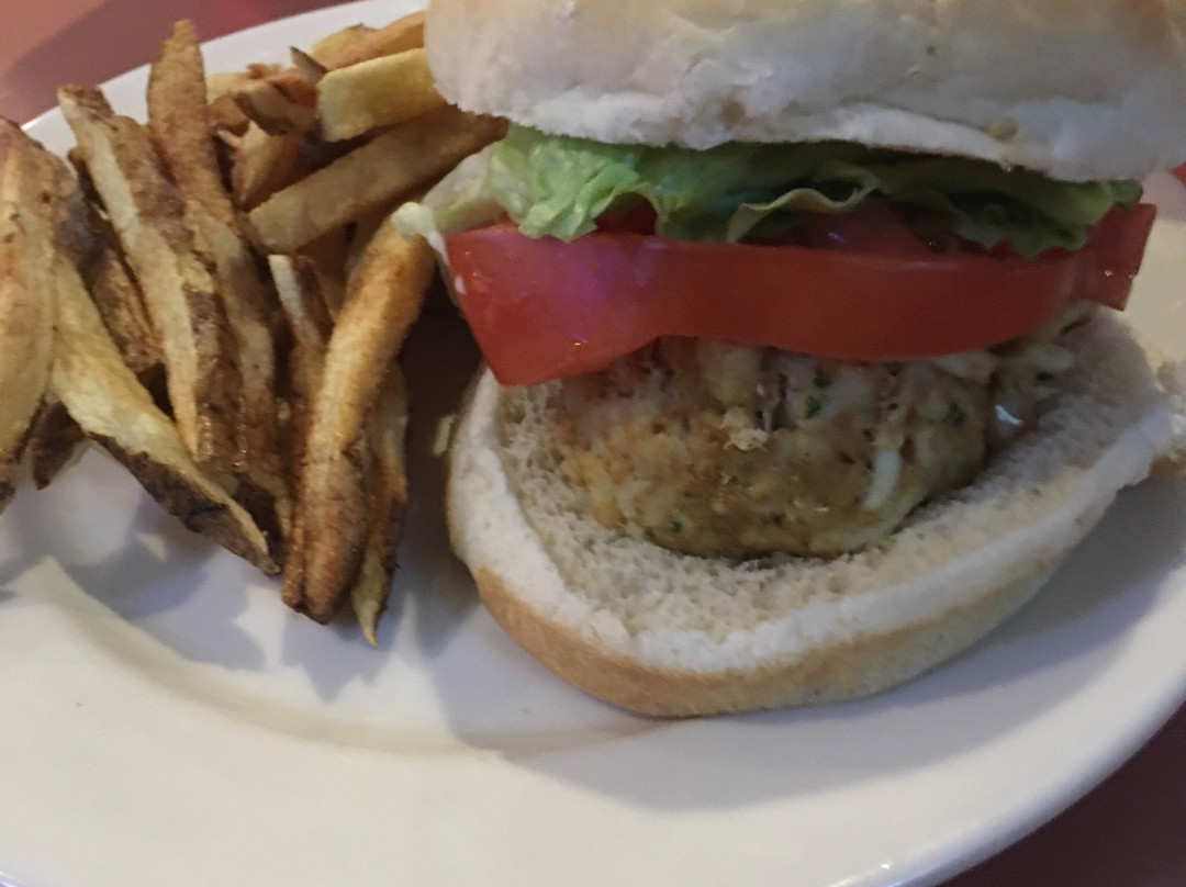 Fort Ashby餐馆和美食-Lashbaugh's Bar & Grill