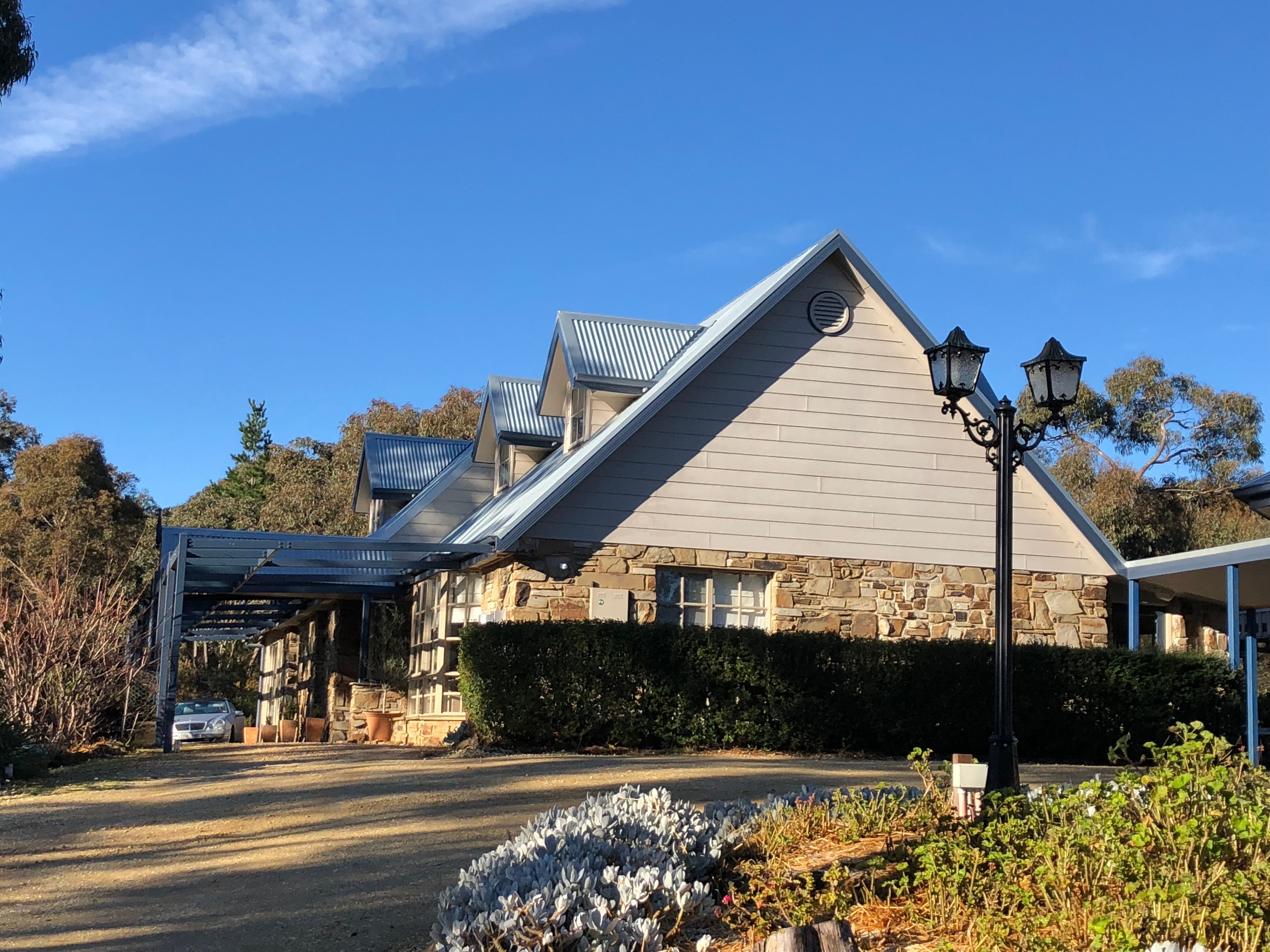 Stone and Straw Estate-官方