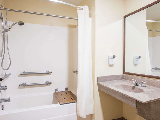 Days Inn by Wyndham Abbeville主图