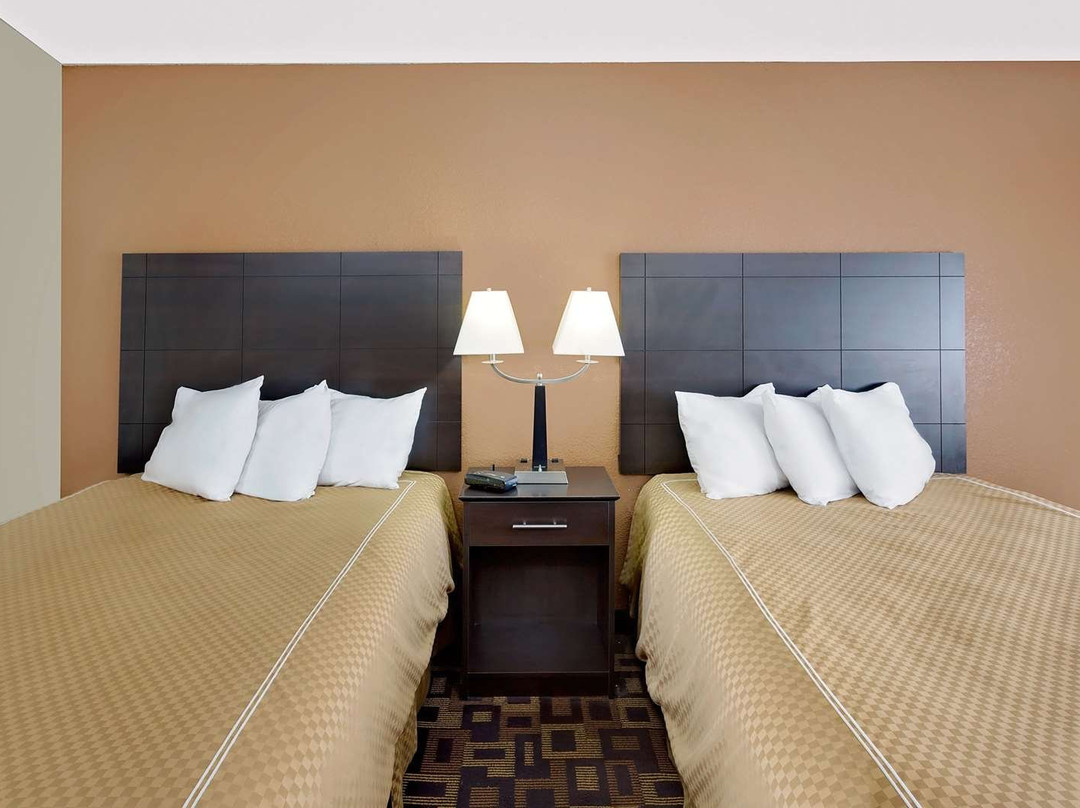 迪柯拉速8汽车旅馆主图