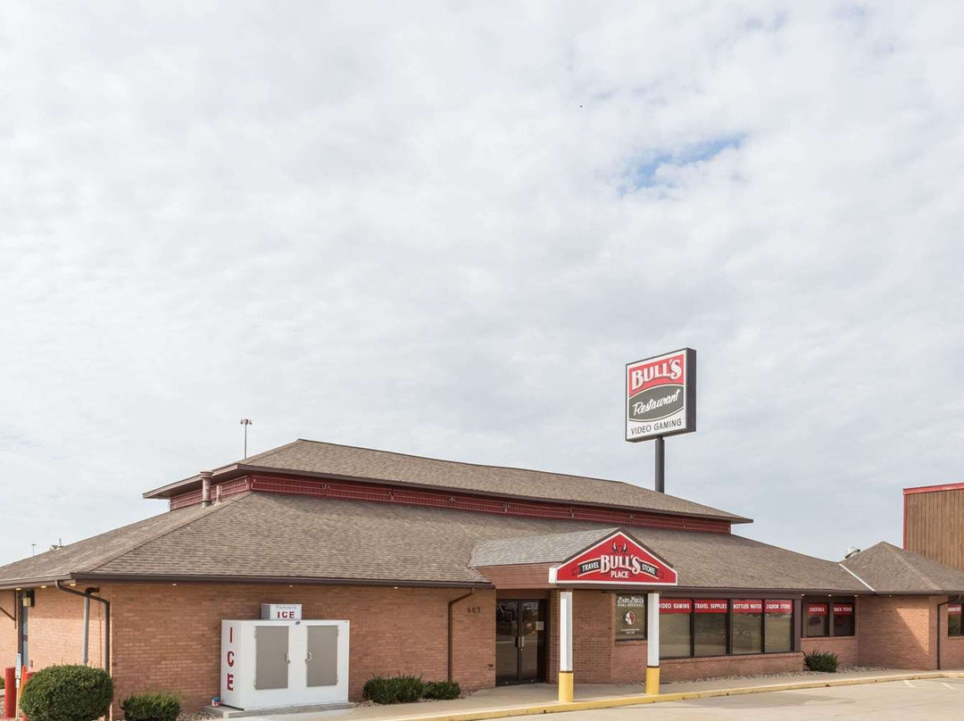 Super 8 by Wyndham Pontiac主图