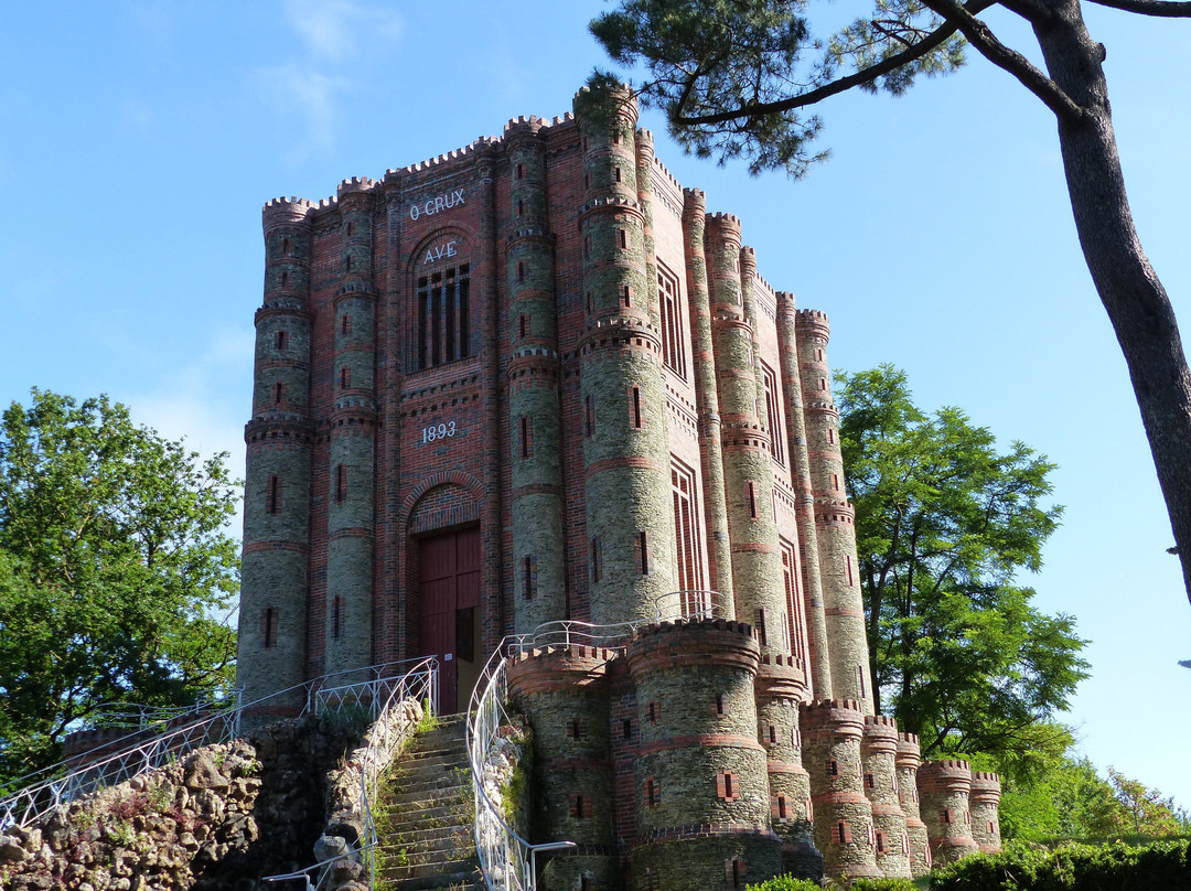 Le Sanctuaire de la Salette-La Rabateliere必去景点