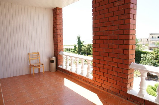 拉哈特酒店主图