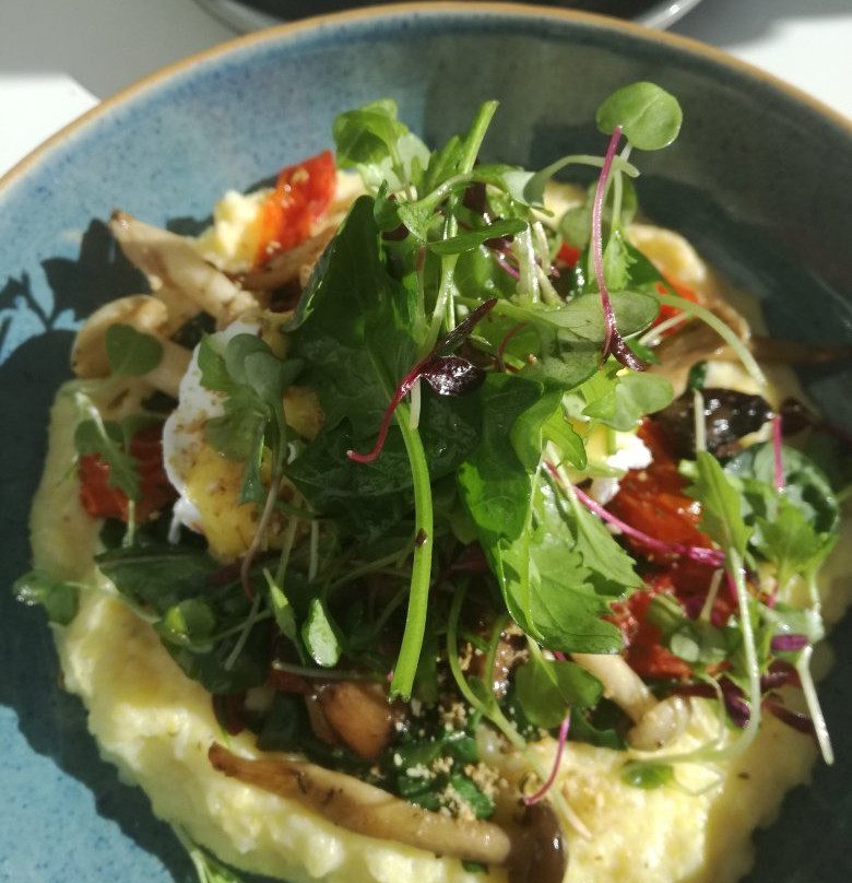 Woolworths Cafe the Nicolway