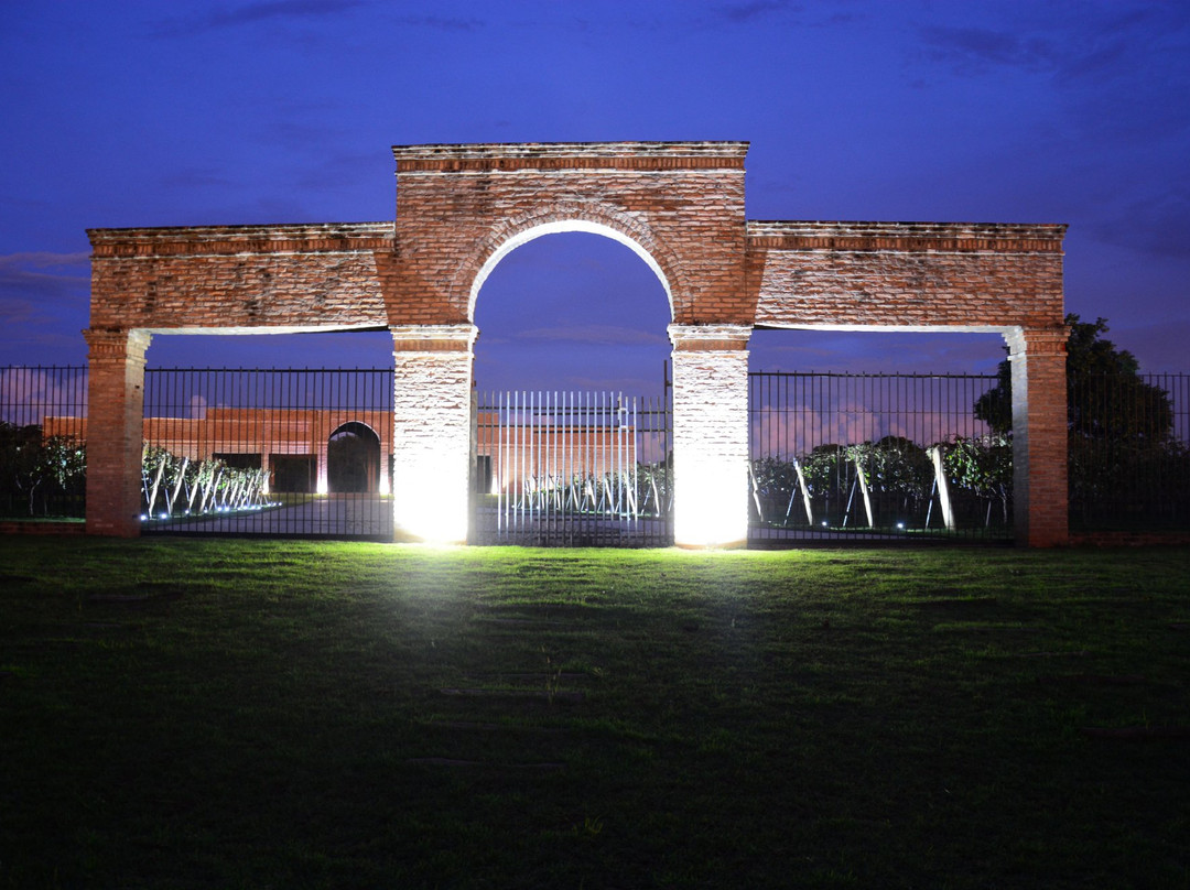 Queiroz旅游景点-Vinicola Ferracini