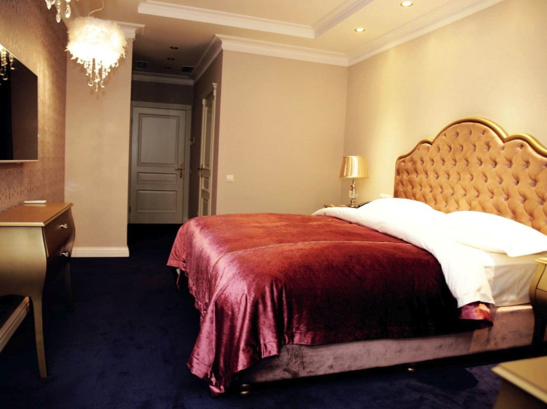 Royal Hotel主图