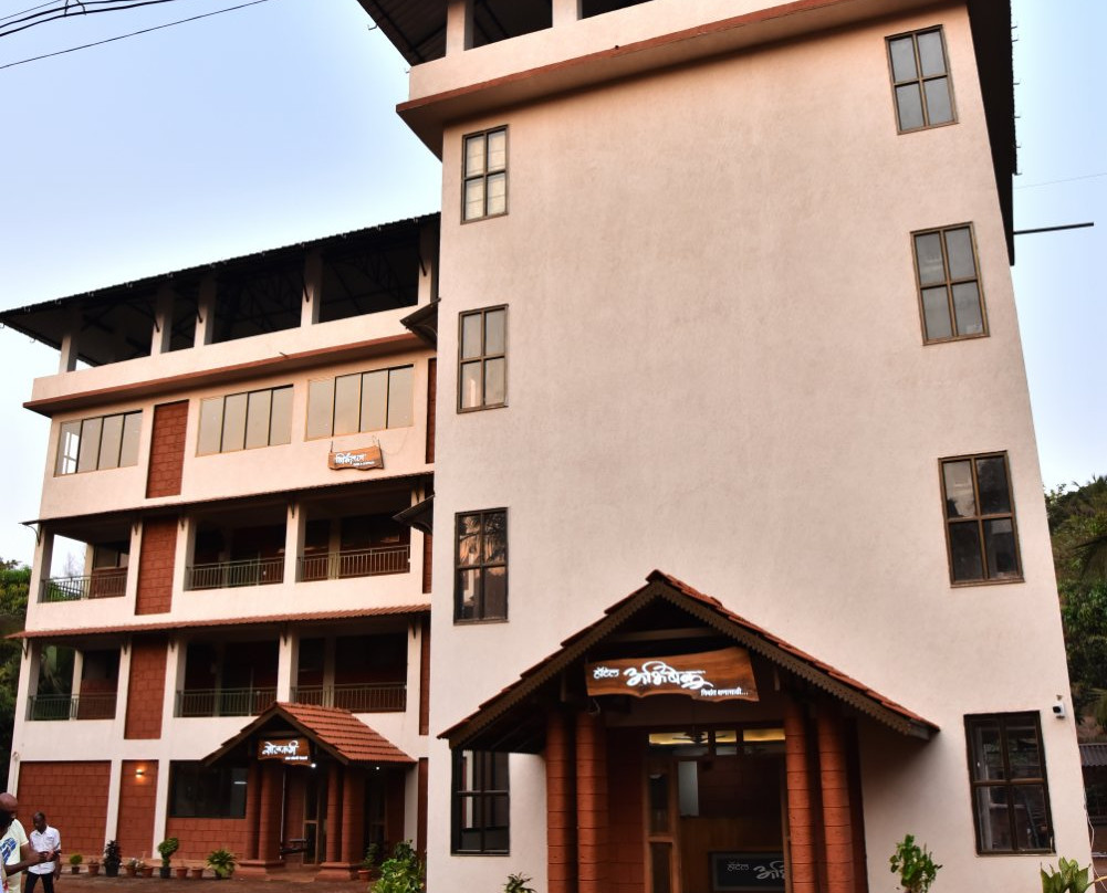 Hotel Abhishek主图