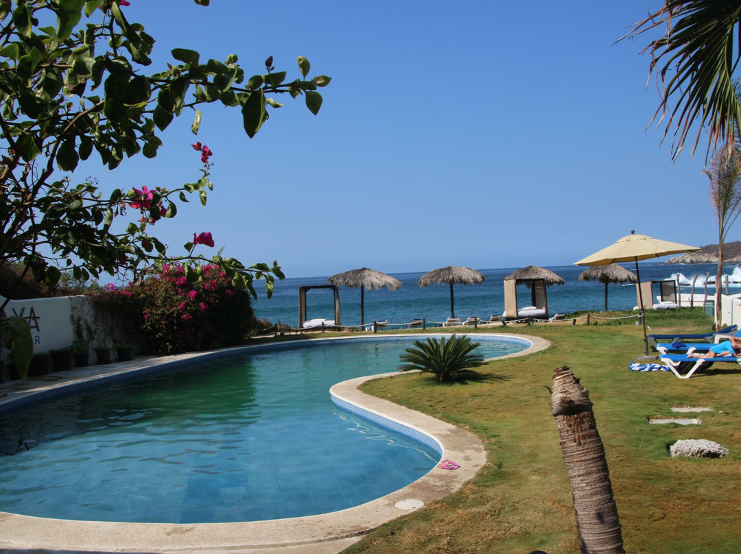 Manta Raya Hotel主图