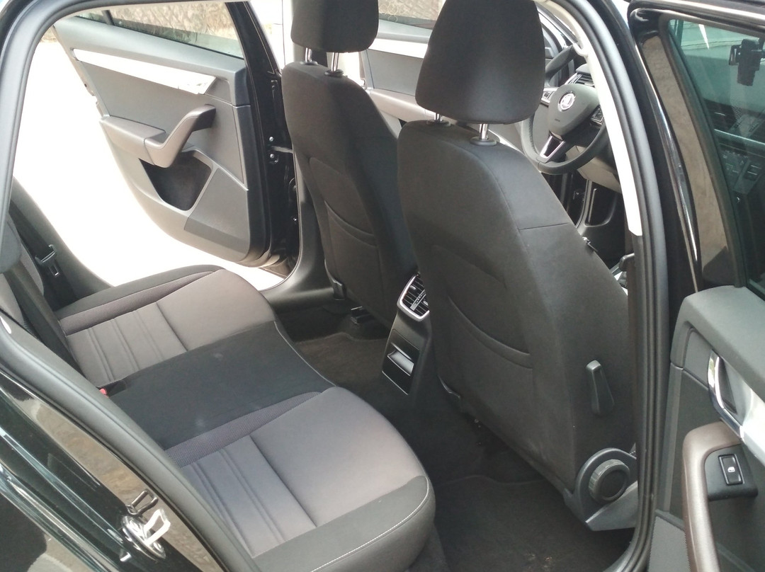 Green Energy Car Rental and Transfer-Perama必去景点