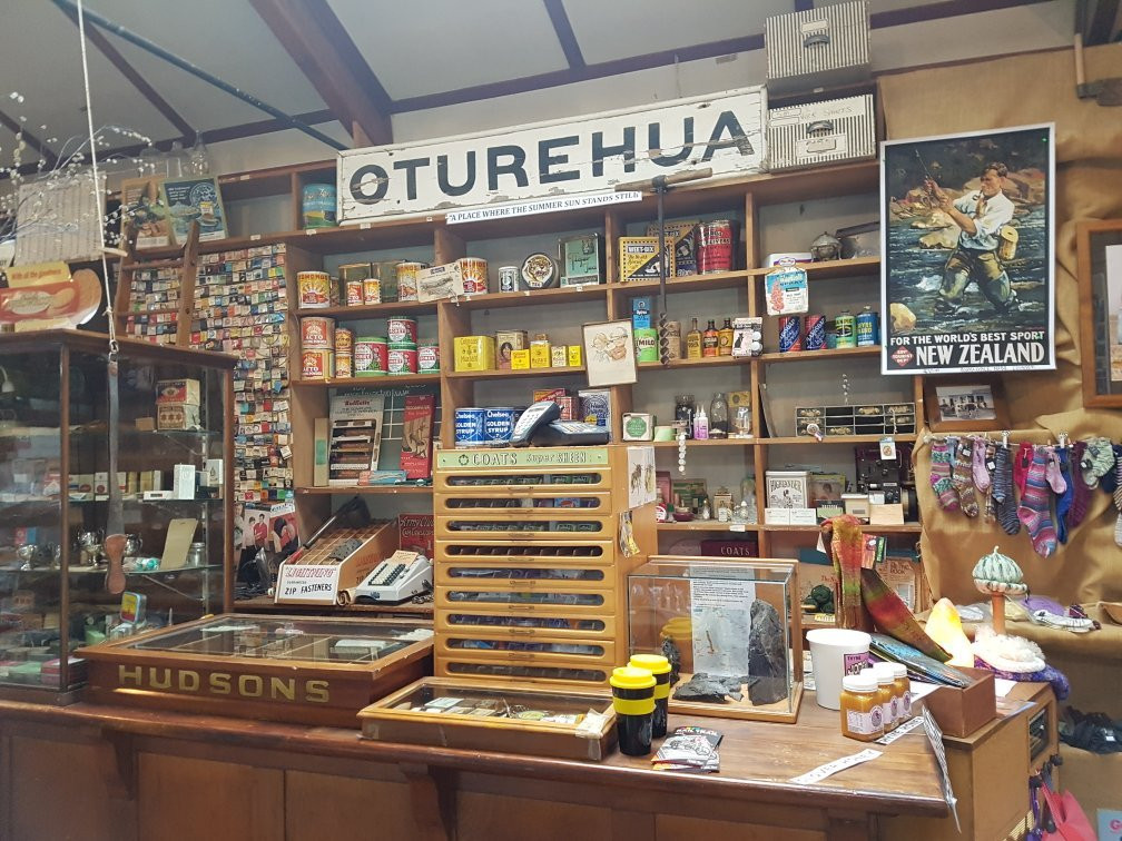 Gilchrist's Oturehua Store景点图片