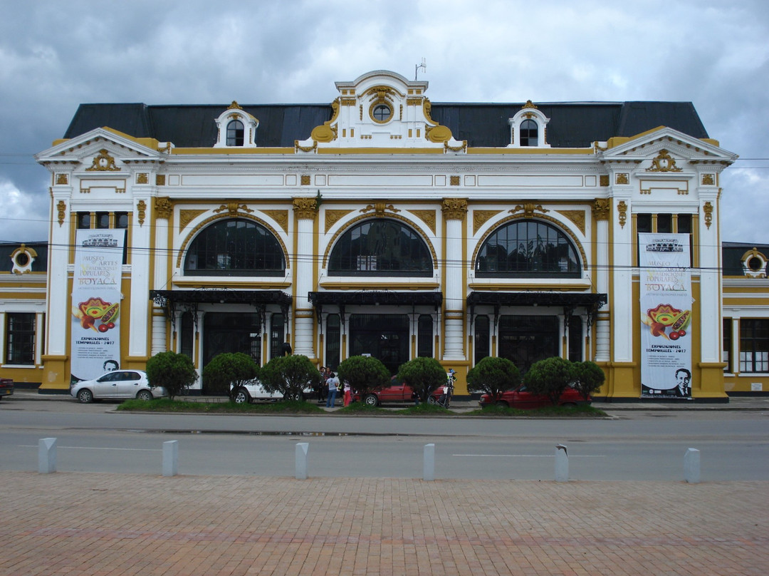 Palacio de la Cultura Romulo Rozo Antigua Estacion Del Tren景点图片