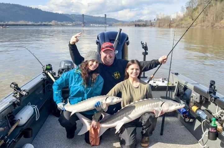 Huston’s Hookups-Washougal必去景点