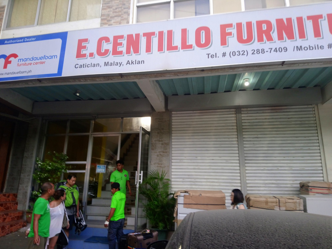 Centillo Travellers Inn主图