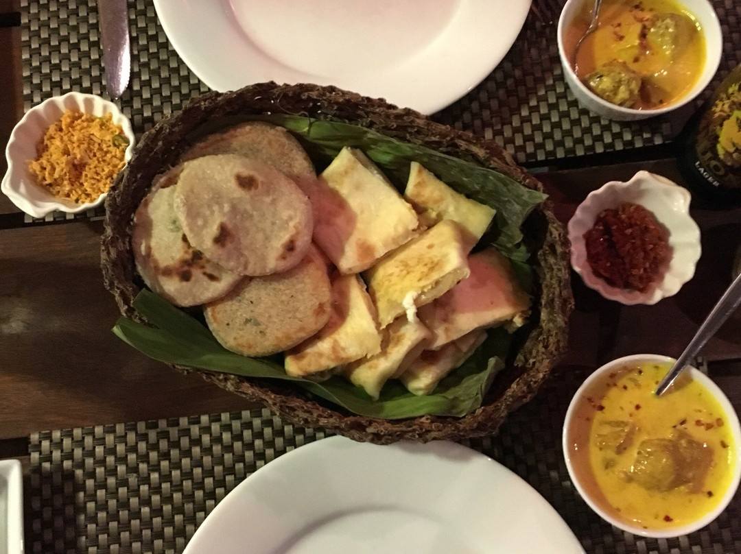 Fort餐馆和美食-Galle Things Roti