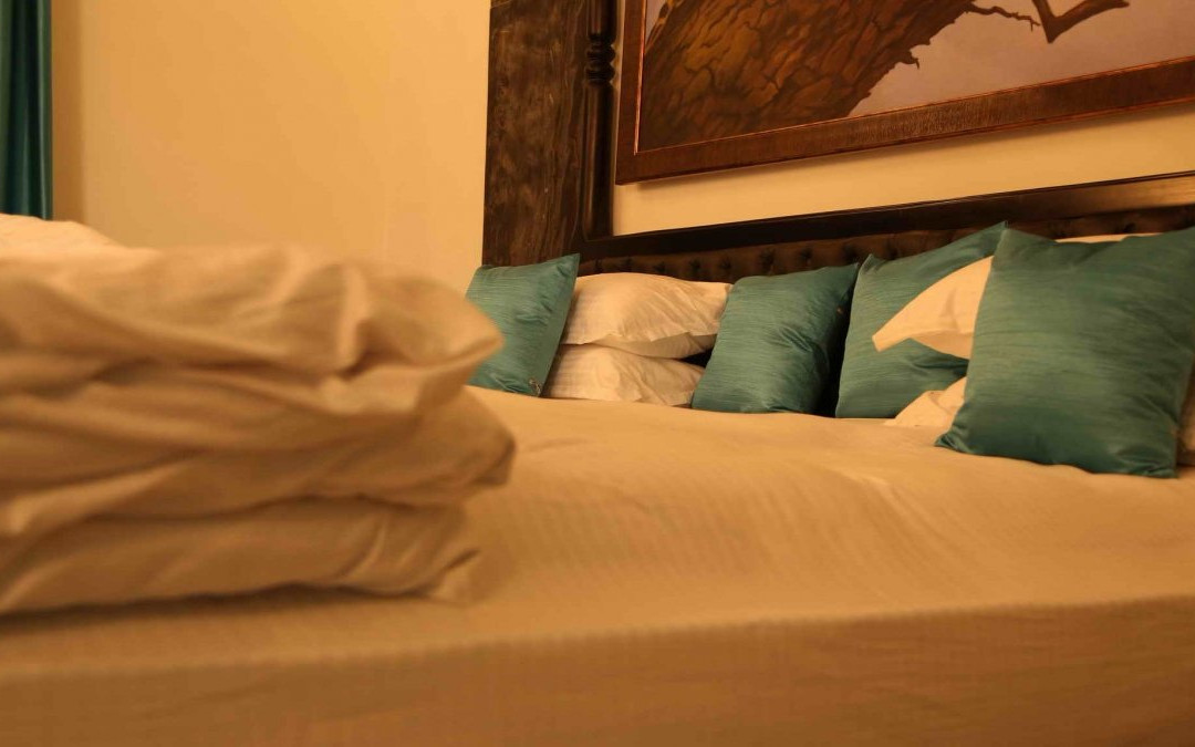 Sinny's Leopard Luxury Camp by the Lake