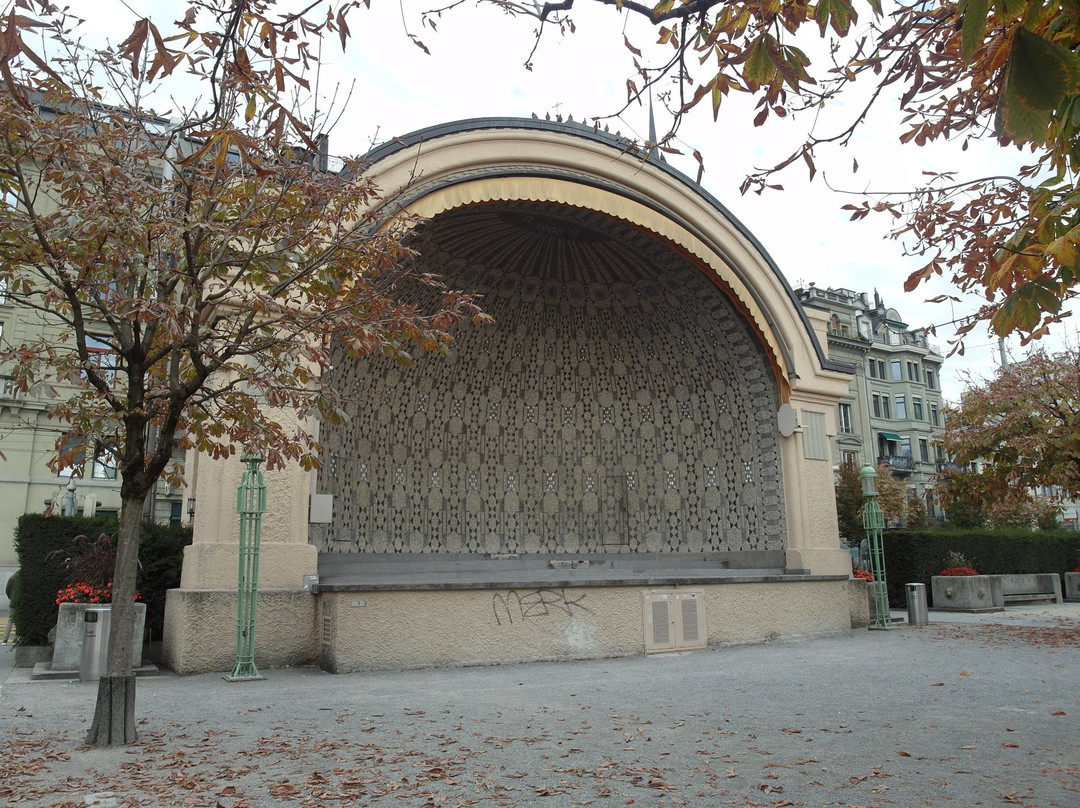 Lucerne music pavillon and Kurplatz-卢塞恩必去景点