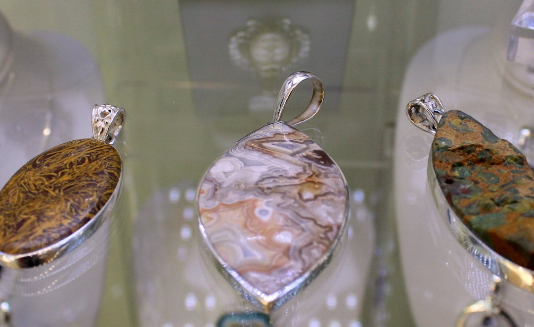 Nessya's Gems and Jewels-夏洛特镇必去景点