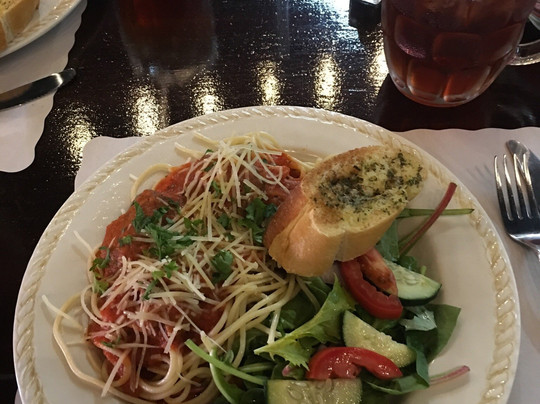 Ballinger餐馆和美食-Sylvia's Grand Amis