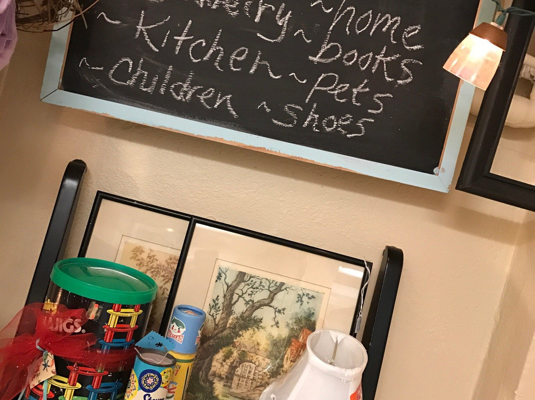 Aunt Margaret's Antique Mall