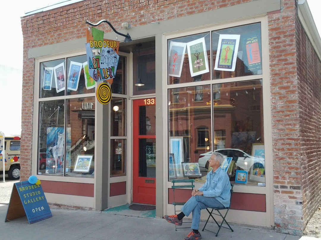 Brodeur Studio Gallery-萨利达必去景点