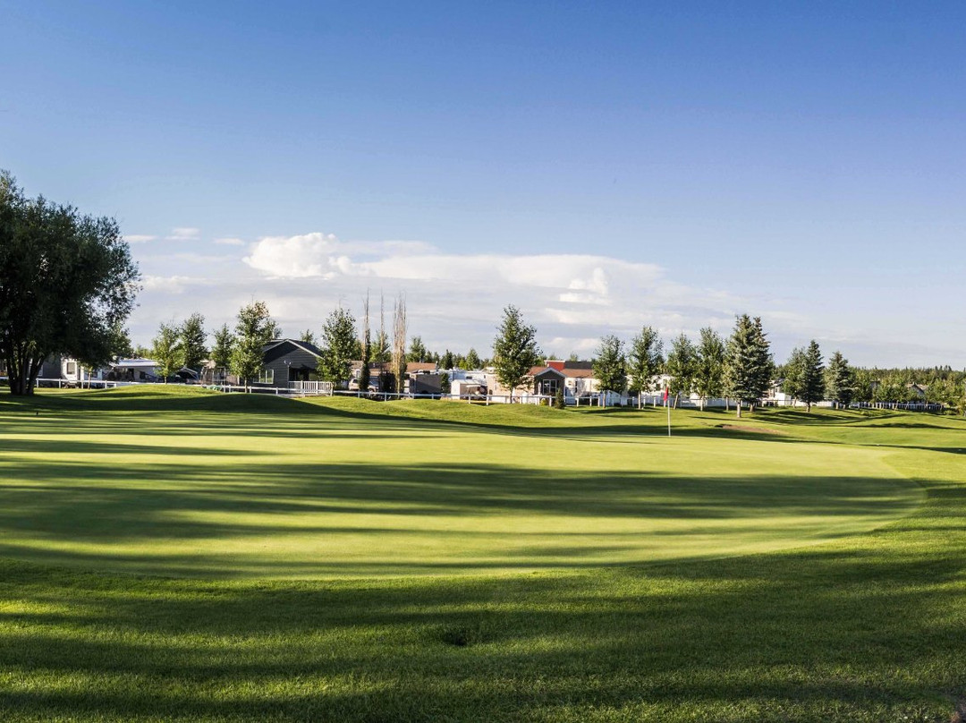 Gleniffer Lake Golf Course-Spruce View必去景点