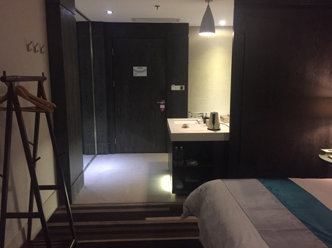 昆明悦朗花园酒店(南亚风情第壹城爱琴海购物公园店)主图