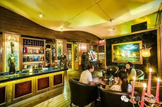 珠海水湾酒吧街-珠海市必去景点