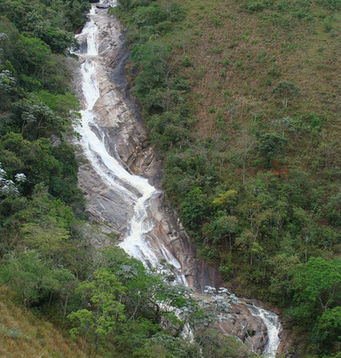 Cachoeira Jaracatiá-Piquete必去景点