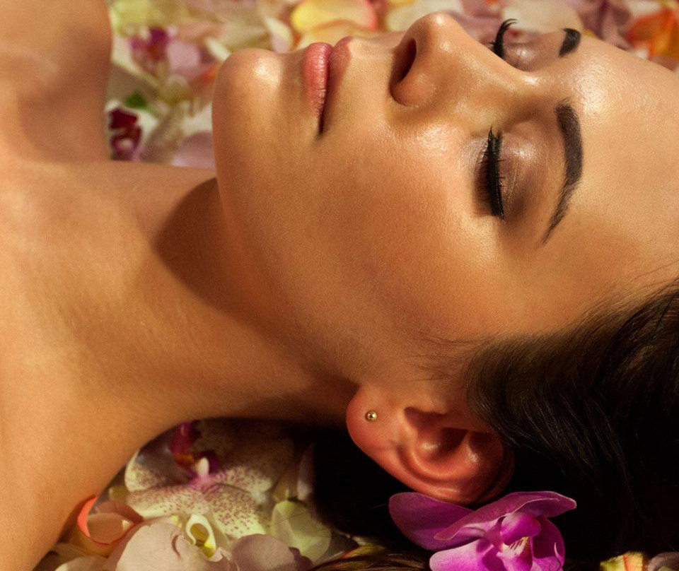 Dhara Dhevi Thai Massage-Zilina必去景点