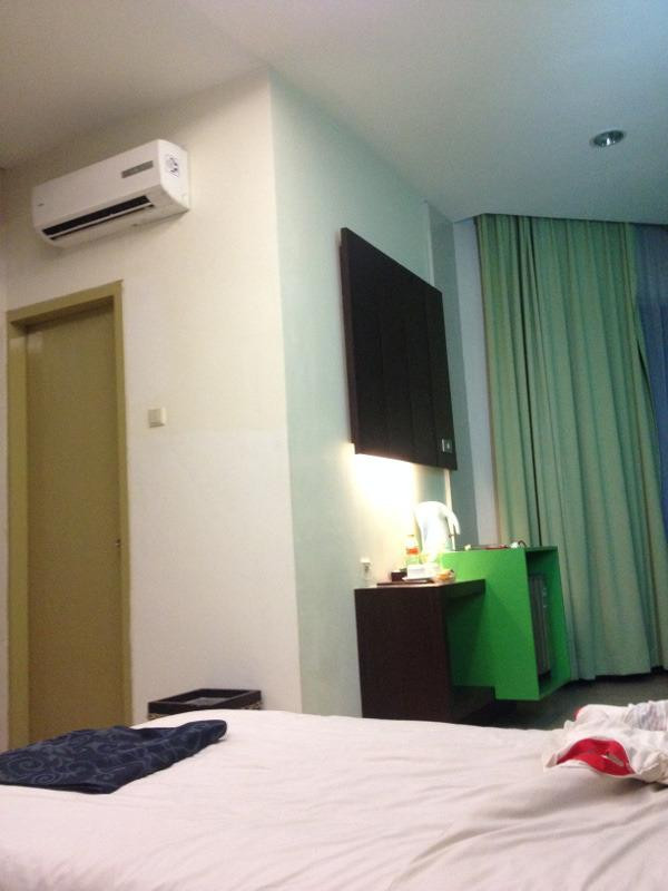 普瑞花园酒店主图