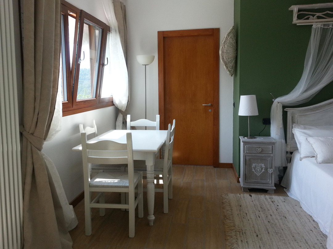 Claino con Osteno酒店住宿-B&B San Giorgio