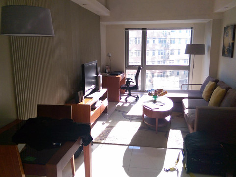 辉盛庭国际公寓主图