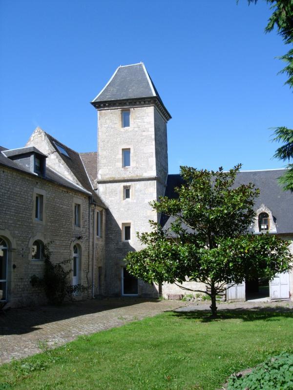 Domaine De La Tour Emeraude-官方