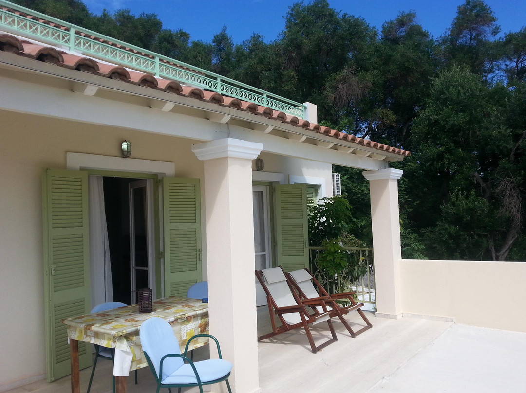 Athina Apartments