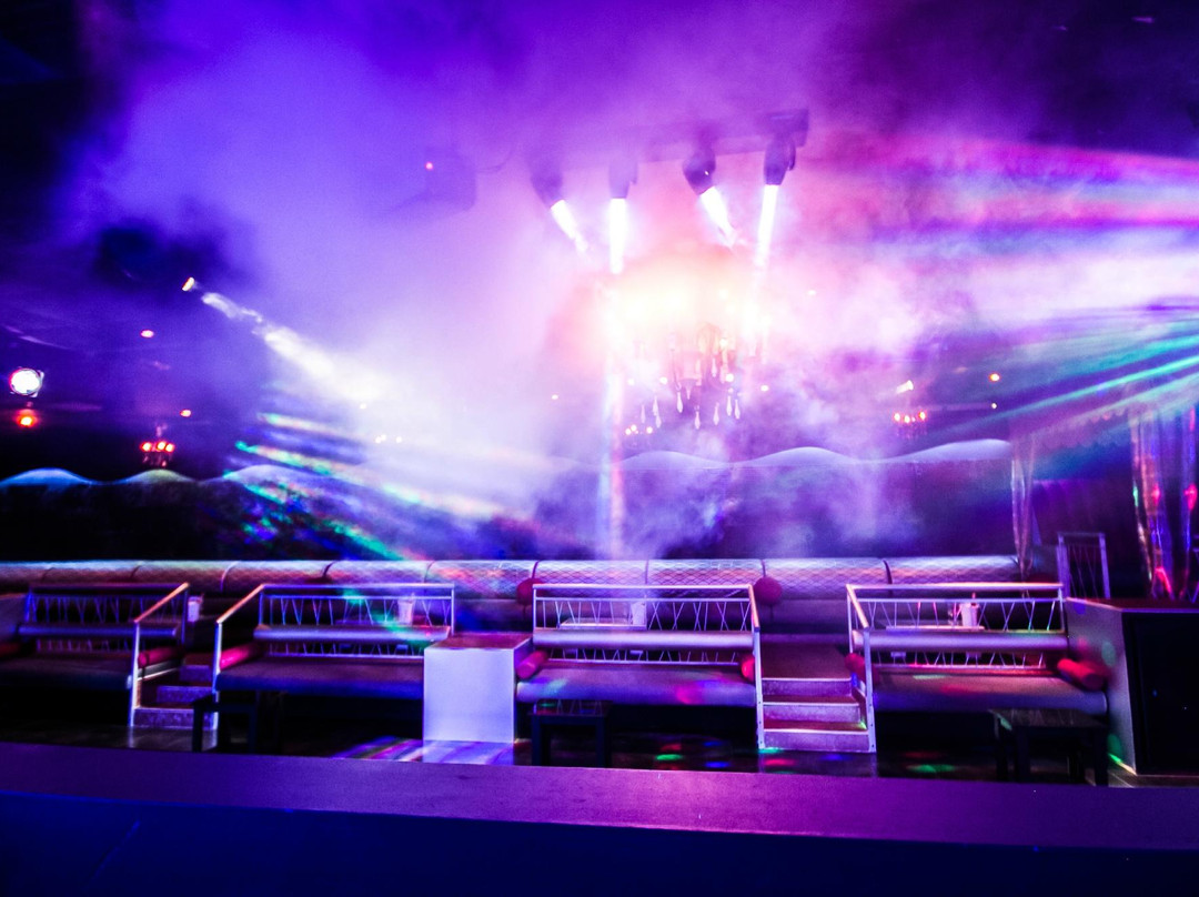 Fiction Nightclub-金斯敦必去景点