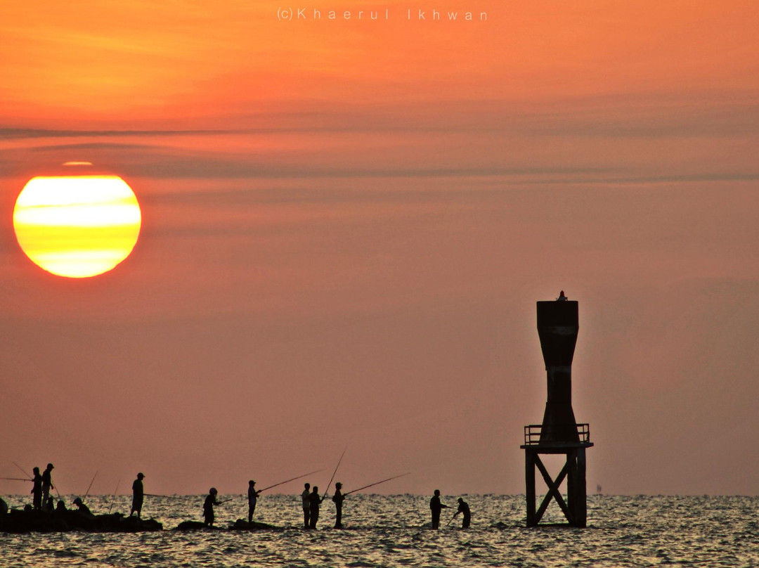 Widuri Beach景点图片