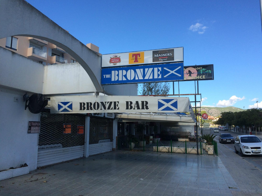 Ses Illetes旅游景点-The Bronze Bar Magaluf
