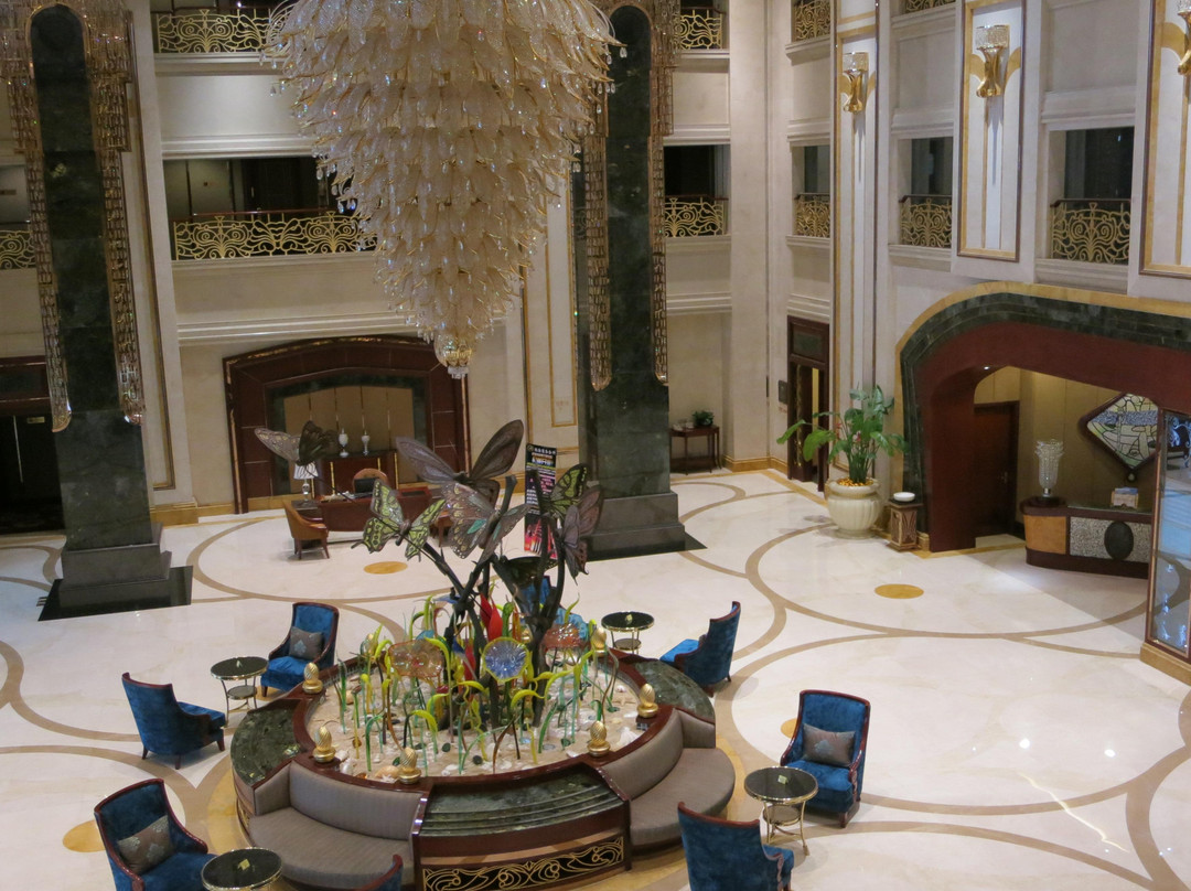 新富佳悦大酒店