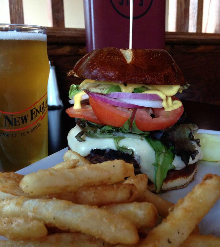 Woodbridge餐馆和美食-Woodbridge Social