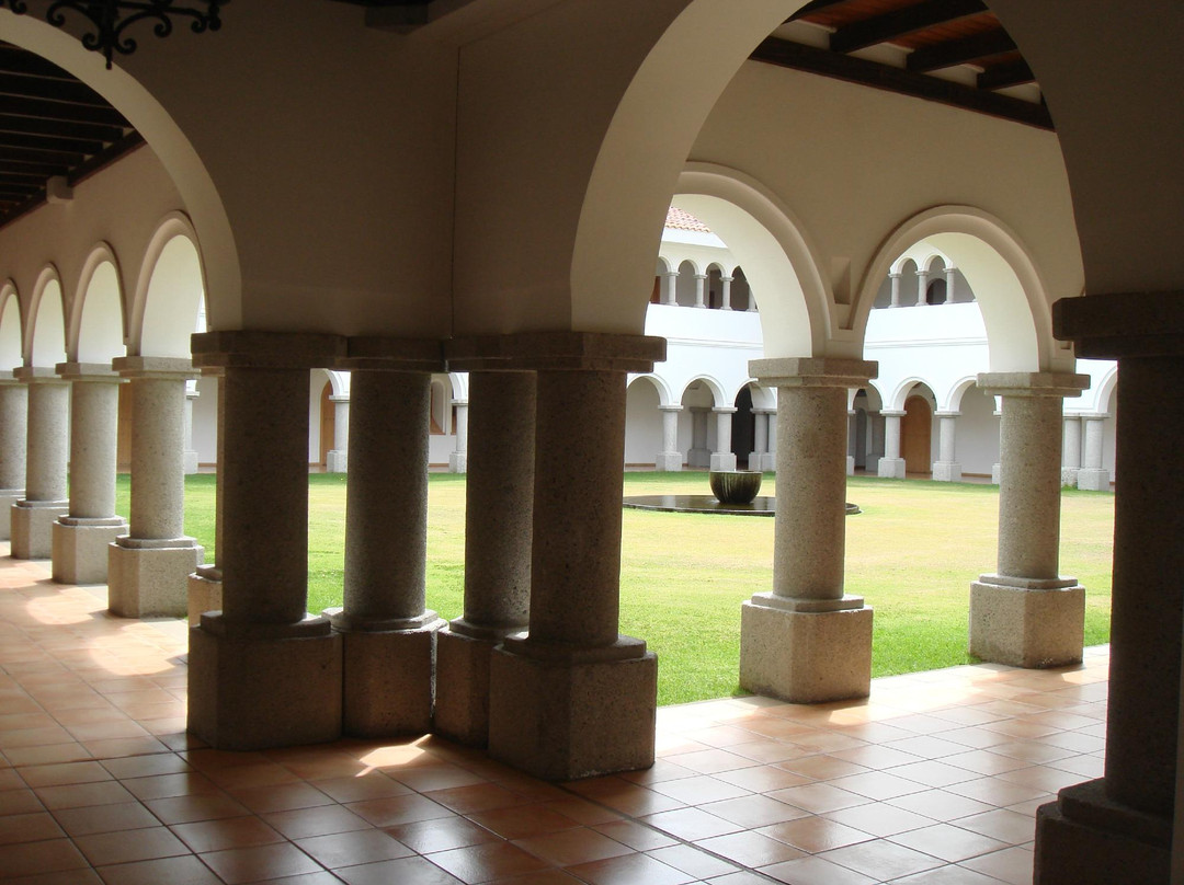 Monasterio Cistercense Santa Maria del Paraiso景点图片
