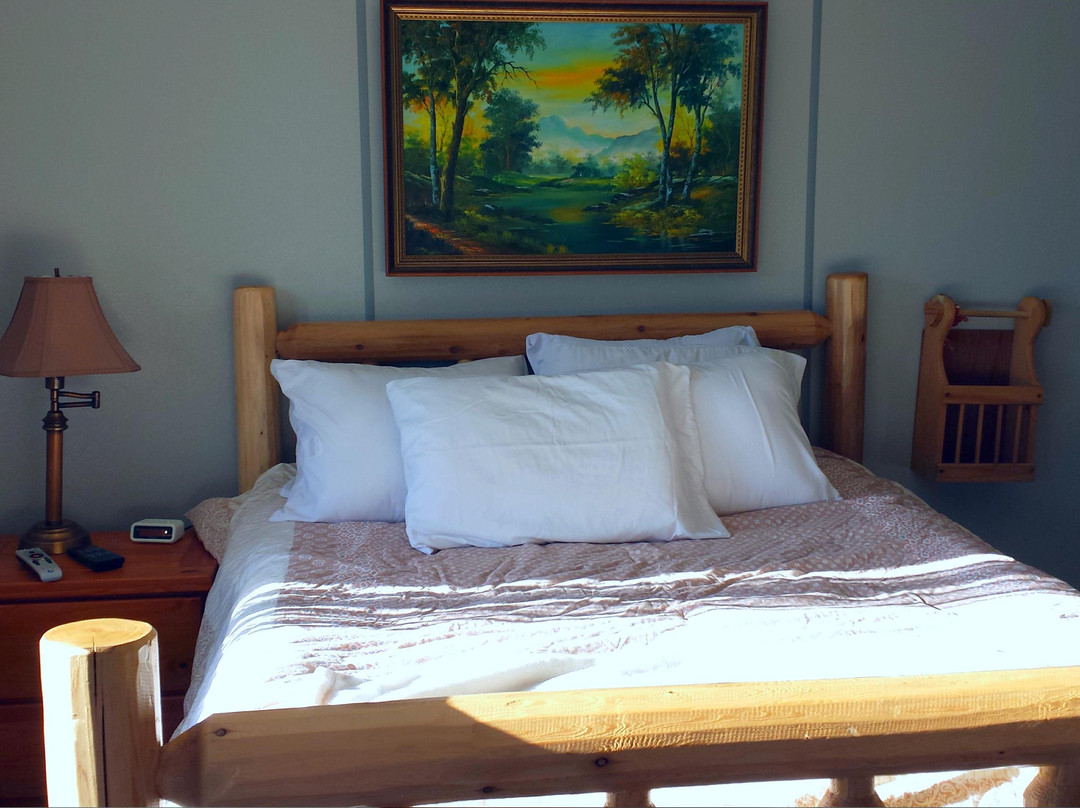Colony Motel