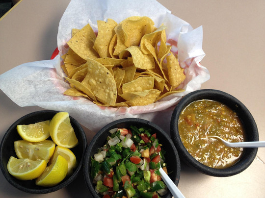 Rankin餐馆和美食-Pollos Asados Rio Grande