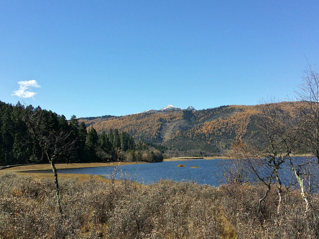 属都湖-香格里拉县必去景点