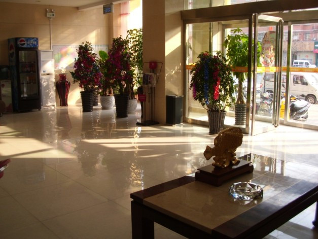 万豪快捷酒店主图